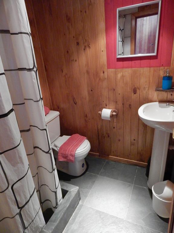 Parador Darwin Cucao Екстериор снимка